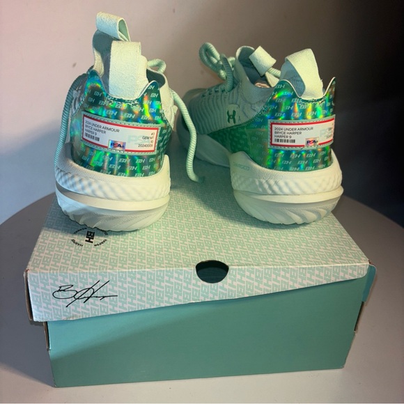 Under Armour ' Aqua Sneakers - Picture 8 of 8